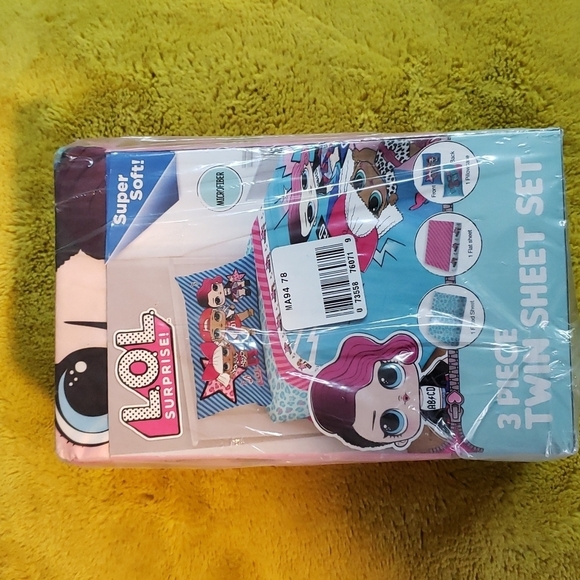 LOL surprise 3 pc twin sheets set - Picture 1 of 2